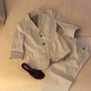 Max Mara Weekend cotton with stretch suit.